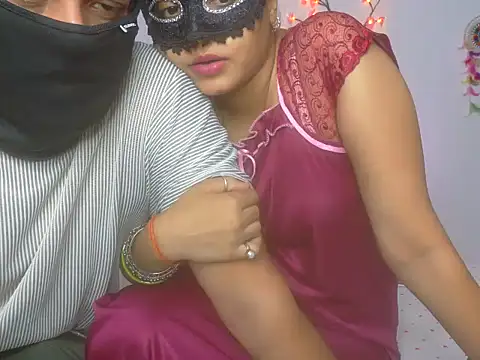 Sizzling Shanayaa online show from August 4, 6:14 pm