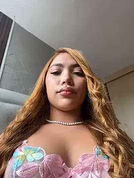 MiaSinsXXX online show from June 26, 3:46 pm