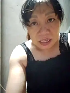 Moon squirtt online show from July 4, 2:13 pm