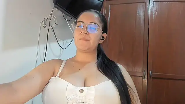 melodyi   online show from July 10, 7:42 am