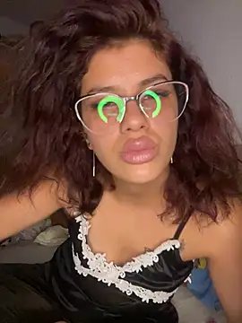 BiaaSexxy online show from July 13, 6:30 pm
