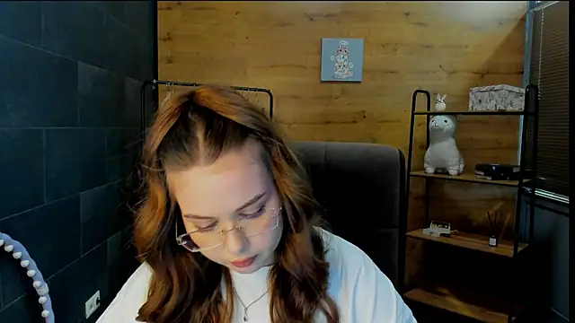 KellyyPalmer online show from July 15, 12:10 pm