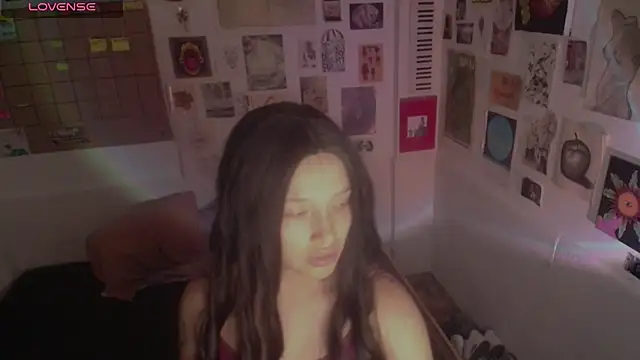 Pretty cheer online show from August 7, 1:01 am