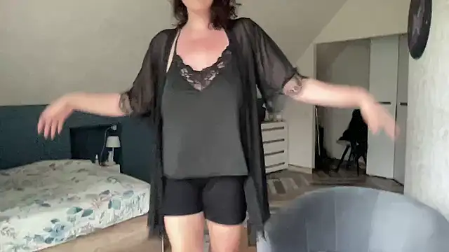 Hannah ocean online show from July 14, 11:37 am