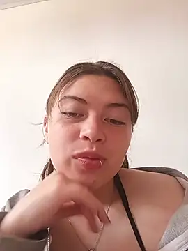 LoveShae- online show from July 10, 5:13 pm