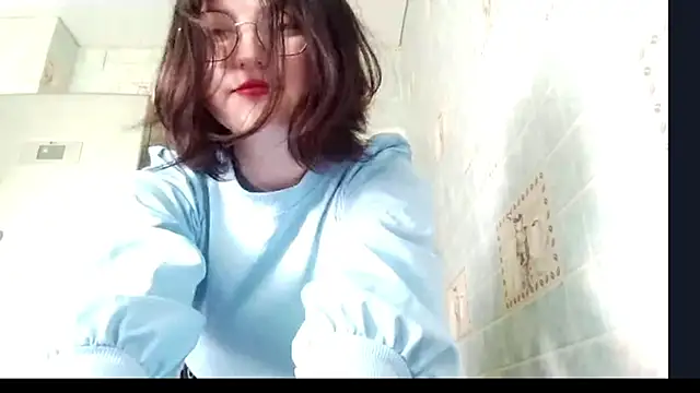 KimberlieNeiford online show from July 13, 8:26 am