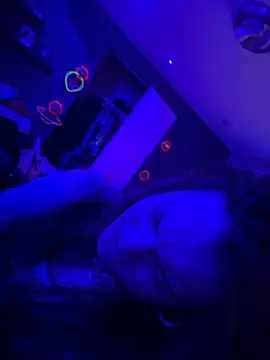 UrHellBri-L online show from July 14, 11:37 am