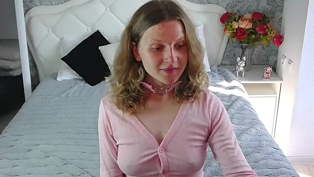 Mary Charm online show from July 23, 3:47 am
