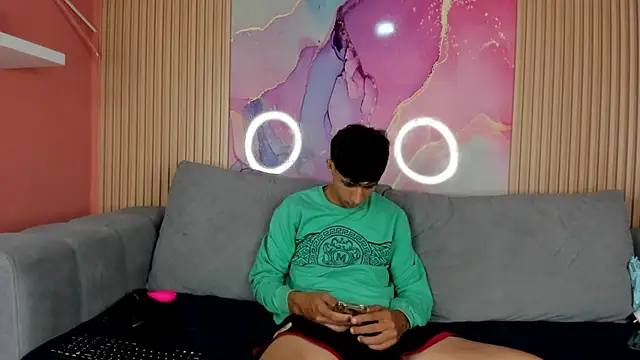 mc stacyandliam  online show from July 17, 4:17 am
