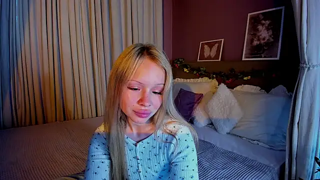 Milana r0se online show from July 21, 10:49 am