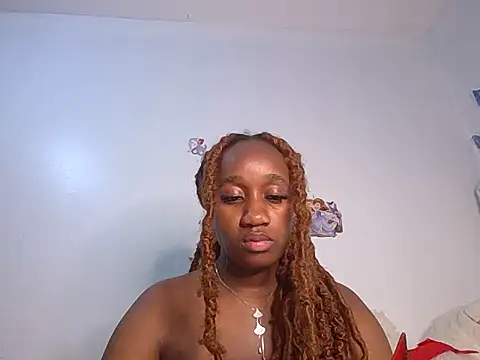 pettit pluckiie online show from August 5, 11:44 pm