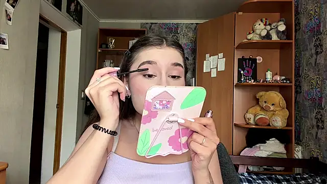 KittyNoSkirty online show from July 22, 10:27 am
