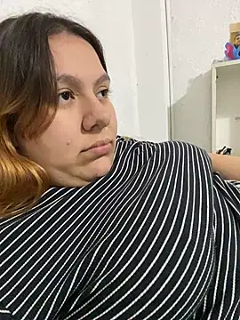 ninaa81 online show from July 23, 3:15 am
