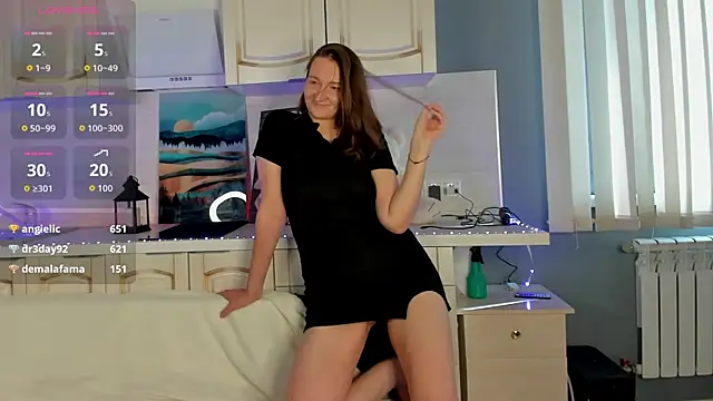May Estelle online show from July 27, 9:28 am