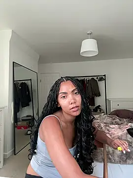 Amelify online show from July 30, 6:09 pm