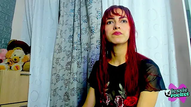 jessierocketx online show from July 18, 6:43 pm
