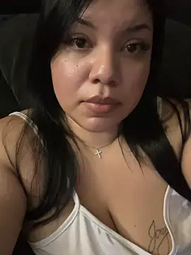 minababylove online show from July 31, 5:19 am