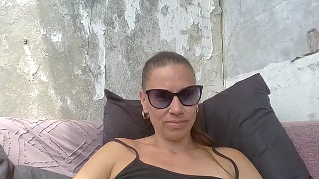 RubyDavis  online show from July 28, 10:02 am