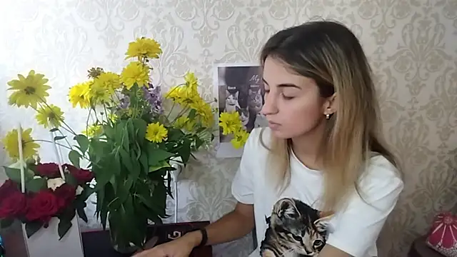 AminaGirls online show from July 30, 12:17 pm