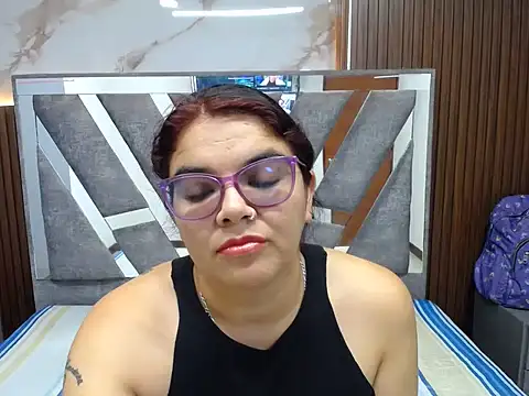 sayrataylorfon online show from August 5, 1:50 pm