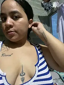 laura1999love online show from July 31, 11:00 am