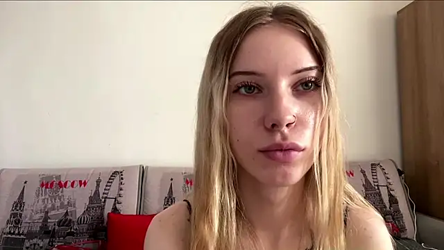 KatPatrin online show from August 6, 5:47 am