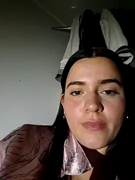 karilyncollins online show from August 5, 4:41 am