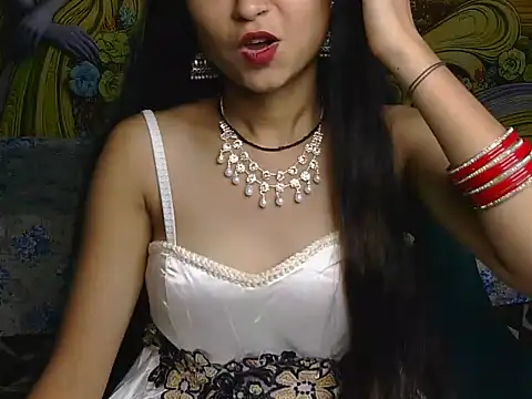Cute-navyaa online show from August 2, 5:16 pm