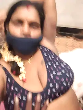 kumuthaqueen online show from August 4, 4:24 pm