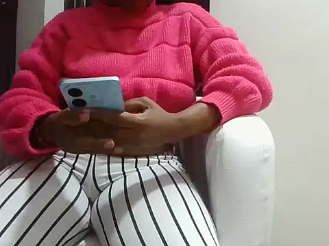 Naughtybadgal22 online show from August 6, 9:49 am