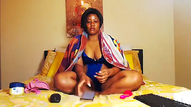 xxcougarfunxx online show from June 14, 9:42 am
