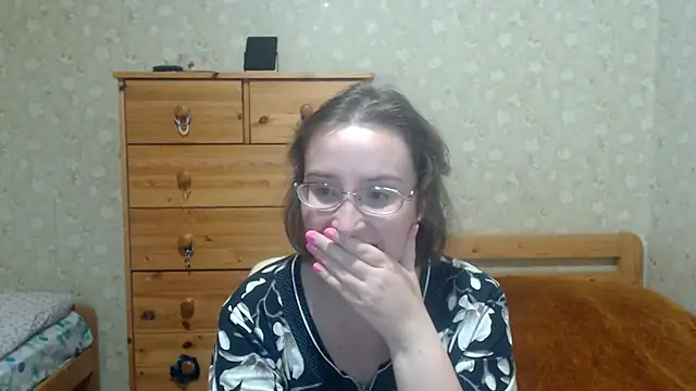 Smart Rose online show from November 13, 10:31 pm