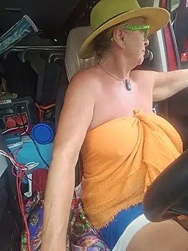 MucMilf59 online show from July 27, 10:34 am