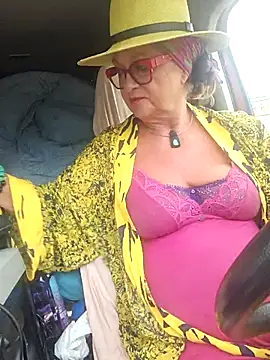 MucMilf59 online show from July 11, 9:20 am