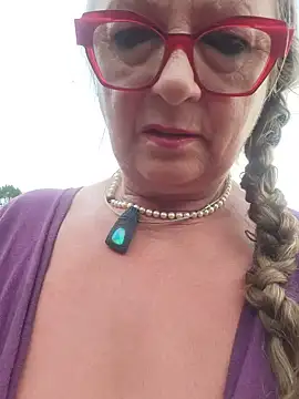 MucMilf59 online show from June 22, 6:21 am