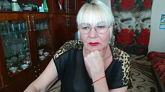 JenaCheim online show from July 16, 6:40 am