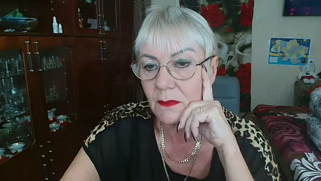 JenaCheim online show from October 15, 7:33 am