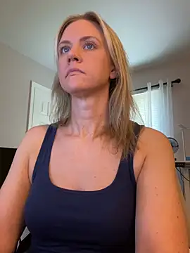 Kay Cakes online show from July 8, 2:19 pm