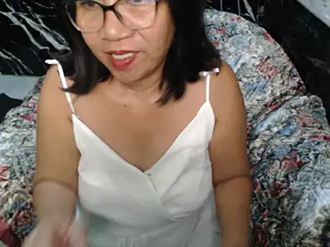 Snapshot of ASIANDOLLY4U chatting on September 28, 10:53 am ASIANDOLLY4U online show from September 28, 10:53 am