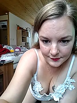 SwedishJennifer online show from October 7, 1:37 pm