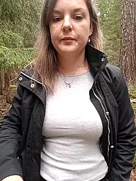 SwedishJennifer online show from April 29, 1:14 pm