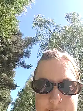 SwedishJennifer online show from August 4, 12:44 pm