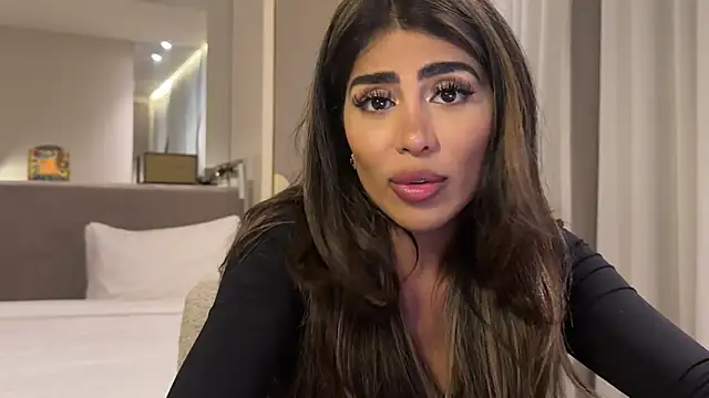 ArabicBarbie online show from June 11, 10:50 pm