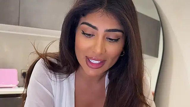 Snapshot of ArabicBarbie chatting on October 3, 9:20 pm ArabicBarbie online show from October 3, 9:20 pm