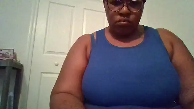 Brittany75bondz online show from May 2, 9:56 am