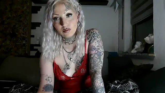 RoxxyInk online show from May 2, 12:36 am