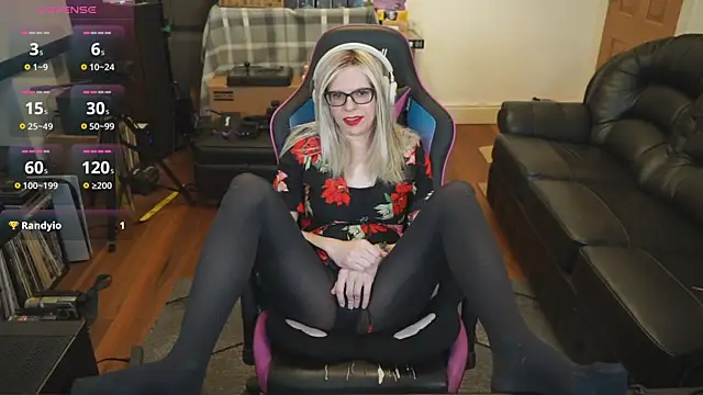 KelseyCobalt online show from October 26, 9:43 pm