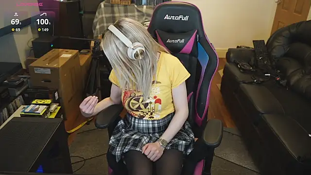 KelseyCobalt online show from December 5, 9:05 pm