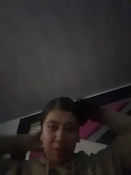 emilyjohanson online show from July 14, 2:33 pm