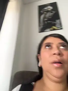 emilyjohanson online show from June 3, 3:39 pm